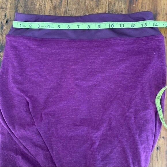 Athleta Twist It Mini Skirt Magenta Sz S - Picture 6 of 7